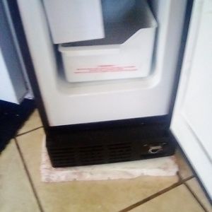 Mini Ice maker